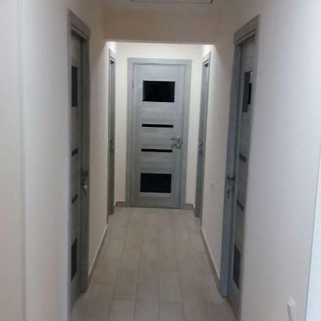 105 Apartment Khmelʼnytsʼkyy Екстериор снимка