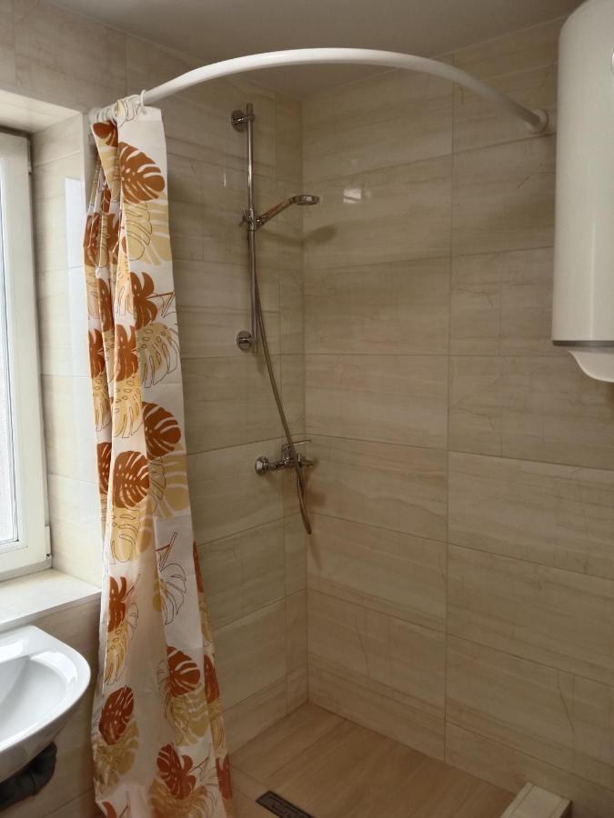 105 Apartment Khmelʼnytsʼkyy Екстериор снимка