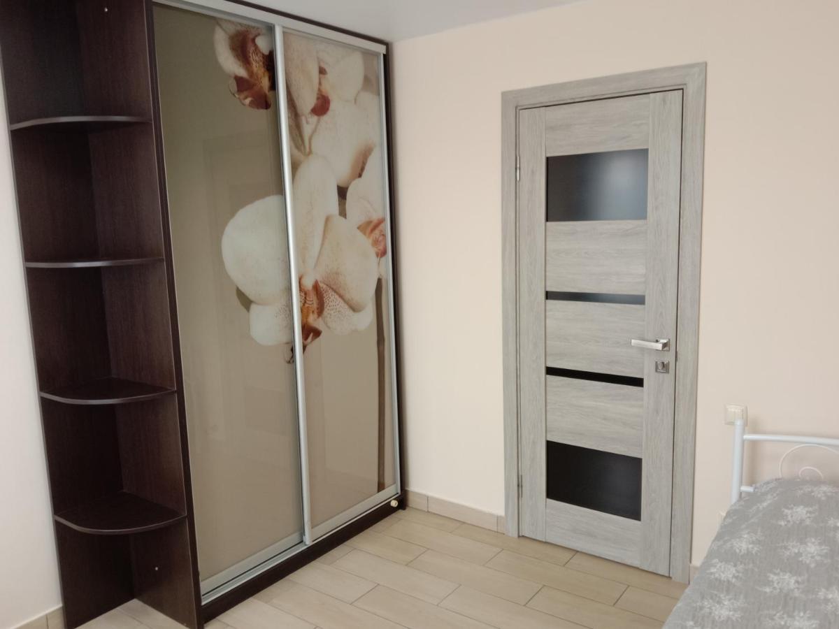 105 Apartment Khmelʼnytsʼkyy Екстериор снимка