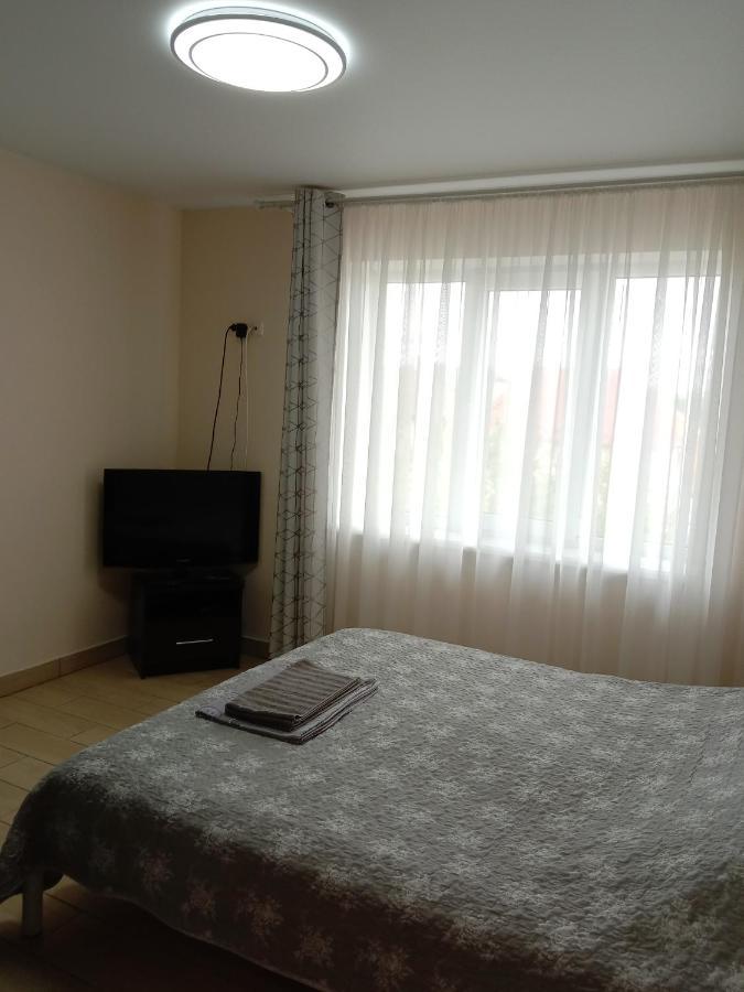105 Apartment Khmelʼnytsʼkyy Екстериор снимка