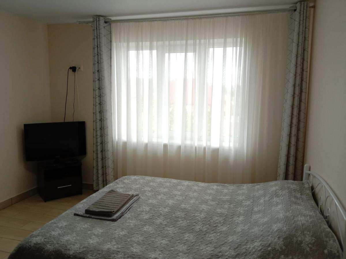 105 Apartment Khmelʼnytsʼkyy Екстериор снимка