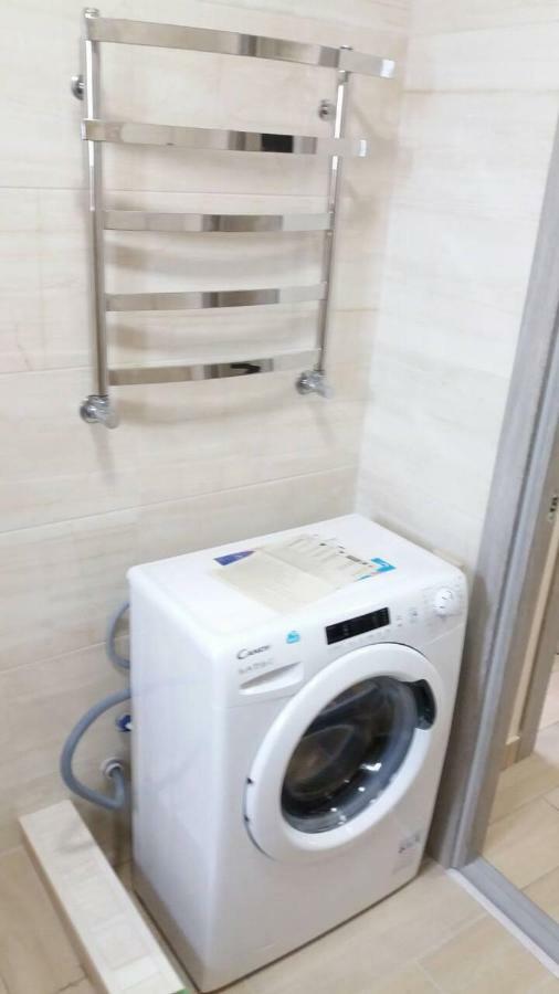105 Apartment Khmelʼnytsʼkyy Екстериор снимка
